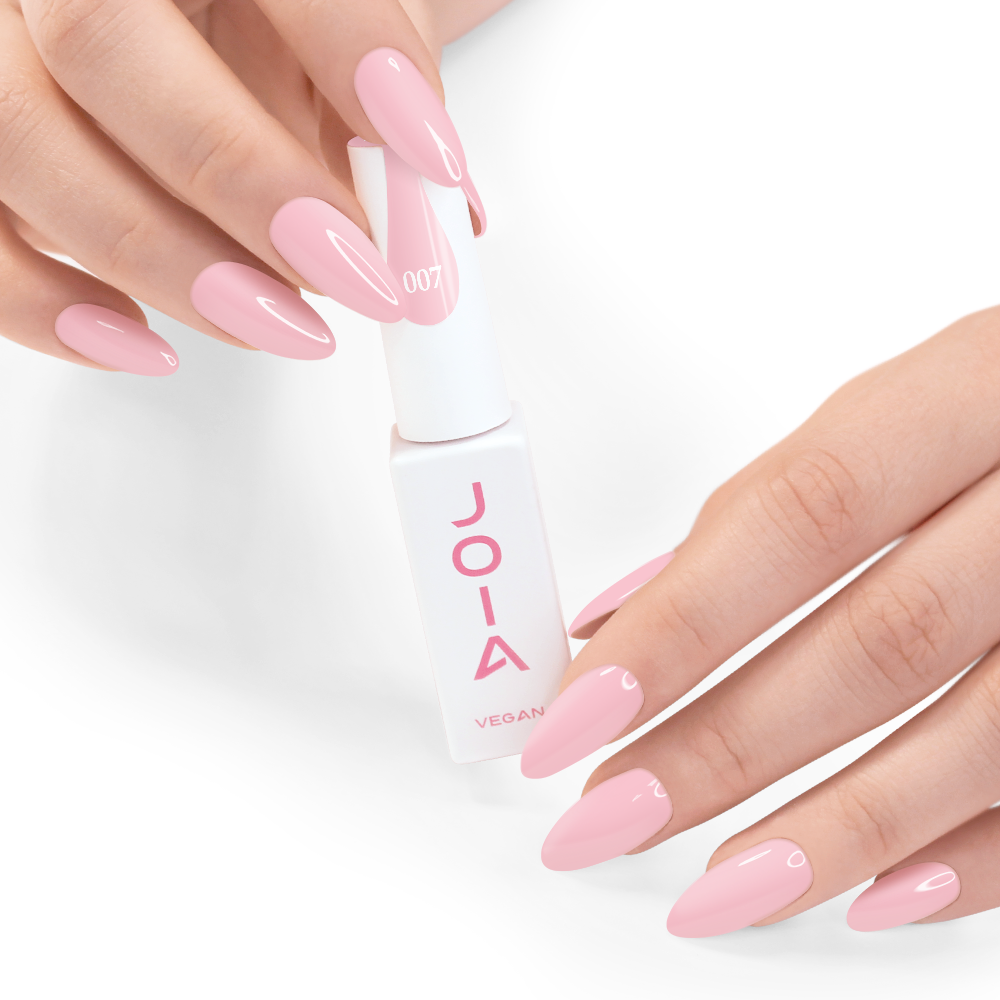Гел лак 007 JOIA vegan, 6 ml – шишенцето в ръка