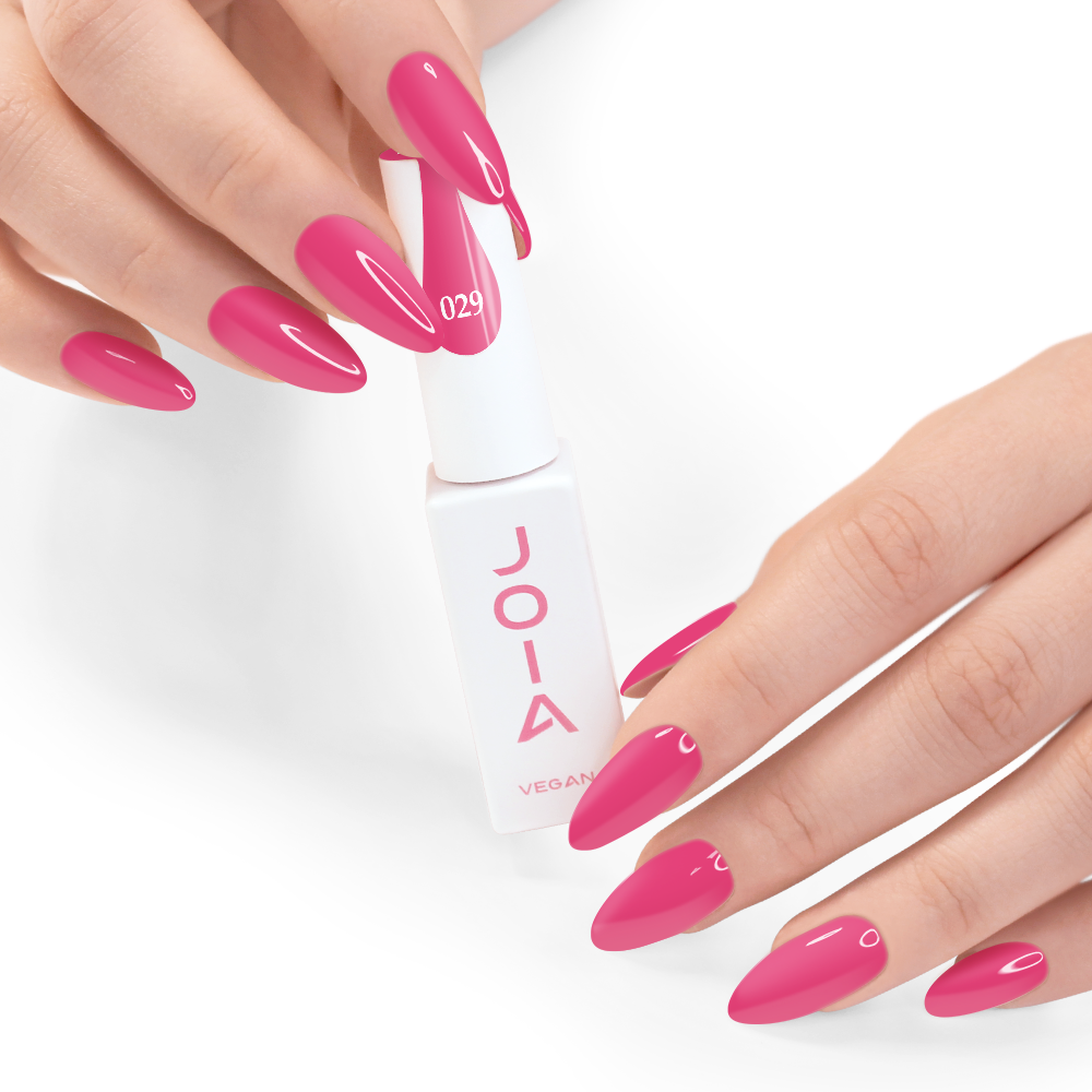 Гел лак 029 JOIA vegan, 6 ml – шишенцето в ръка
