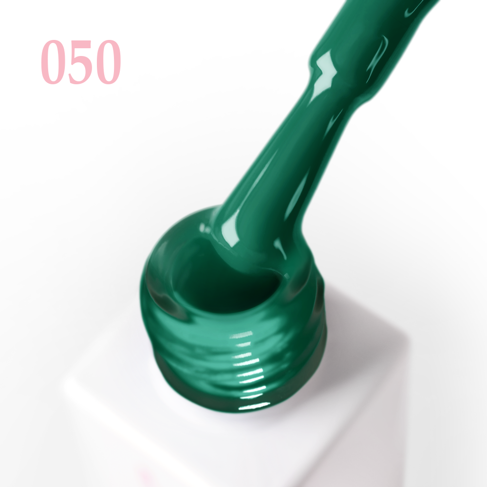 Гел лак 050 JOIA vegan, 6 ml – четката с продукта до шишенцето