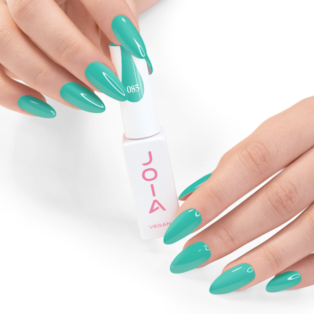 Гел лак 085 JOIA vegan, 6 ml – шишенцето в ръка