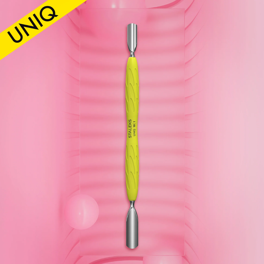 Избутвач за маникюр със силиконова дръжка “Gummy” UNIQ 10/1 – избутвачи от Staleks