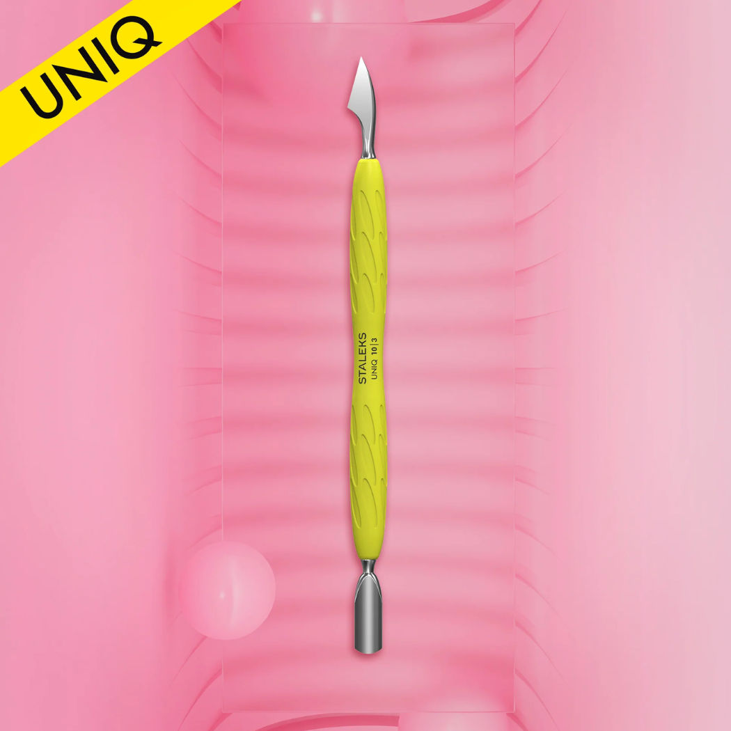 Избутвач за маникюр със силиконова дръжка Staleks “Gummy” UNIQ 10/3