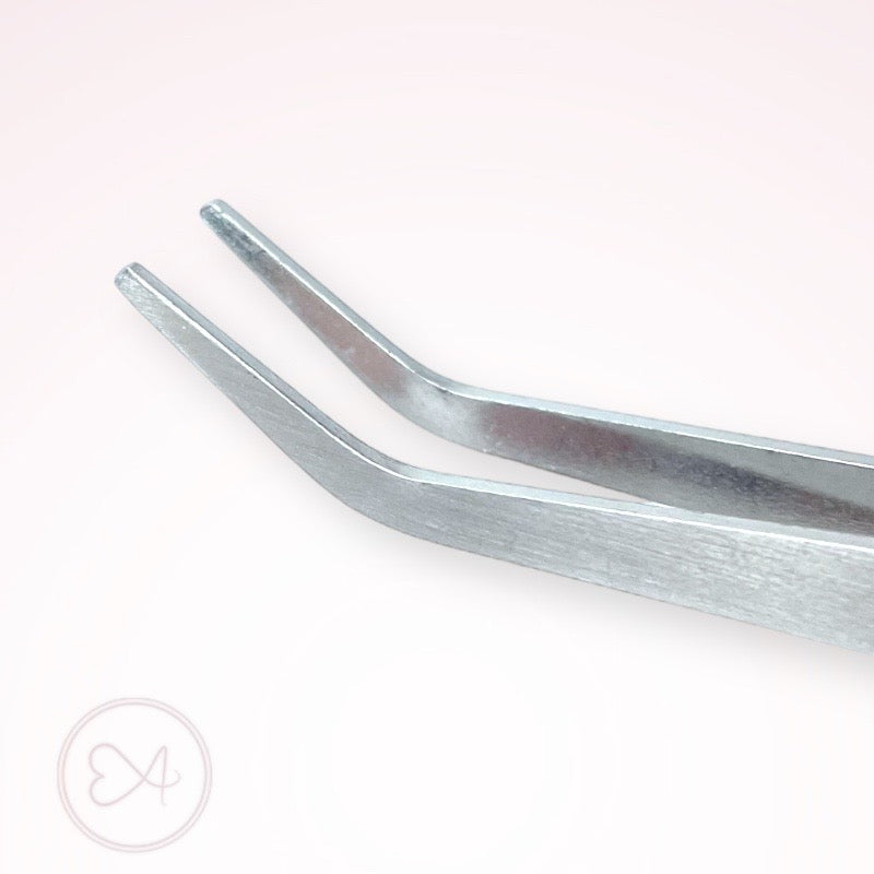 Cross-Pinch Tweezers