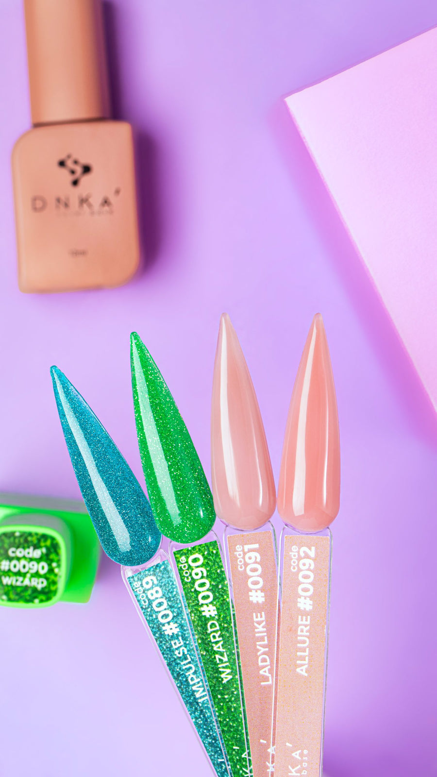 Цветна каучукова основа NEW FORMULA "DNKa" #0092 Allure – телесен нюанс