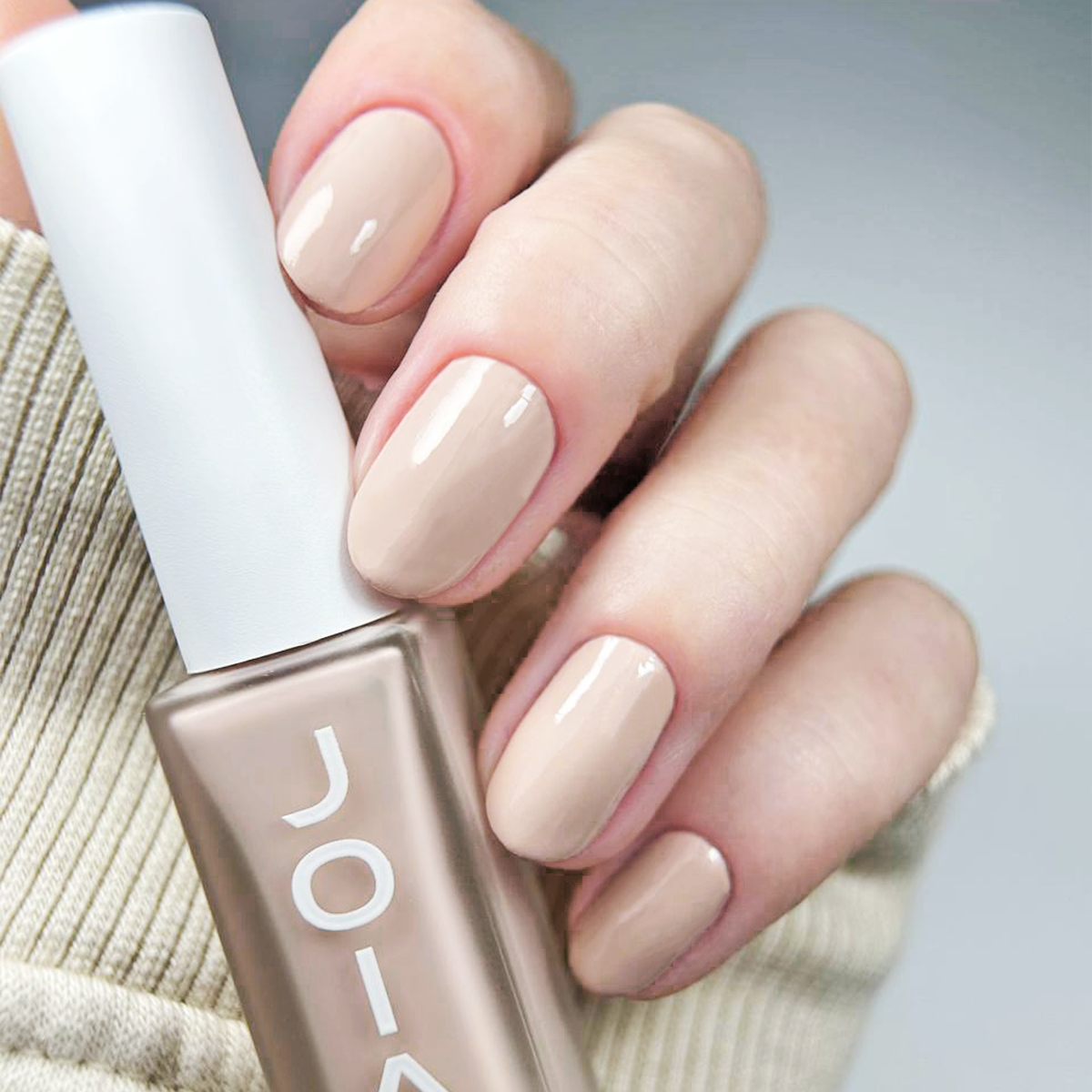 JOIA Vegan 4-in-1 Nourishing Nail Polish, 03 Caramel Veil, 8 ml